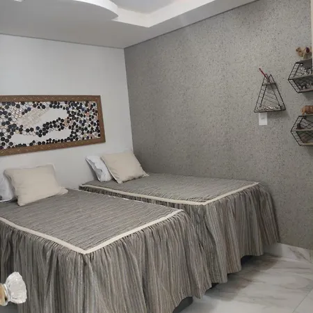 3 Quartos Moderno Economico Hostel Av Brasil Balneario Camboriu Room photo