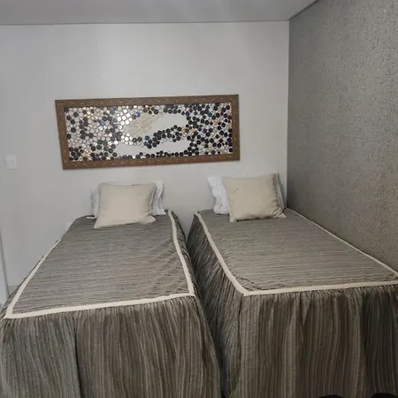 3 Quartos Moderno Economico Hostel Av Brasil Balneario Camboriu Room photo